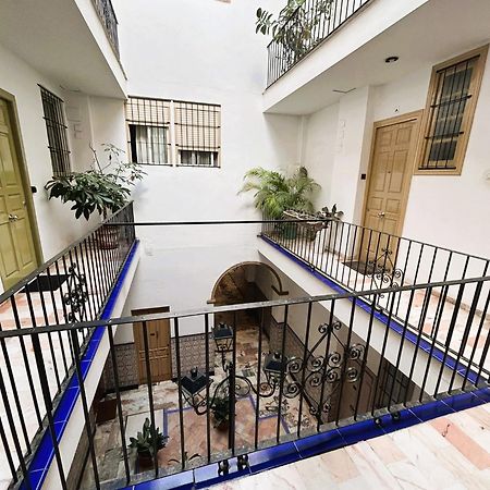 Appartamento Puerta Carmona Siviglia Esterno foto